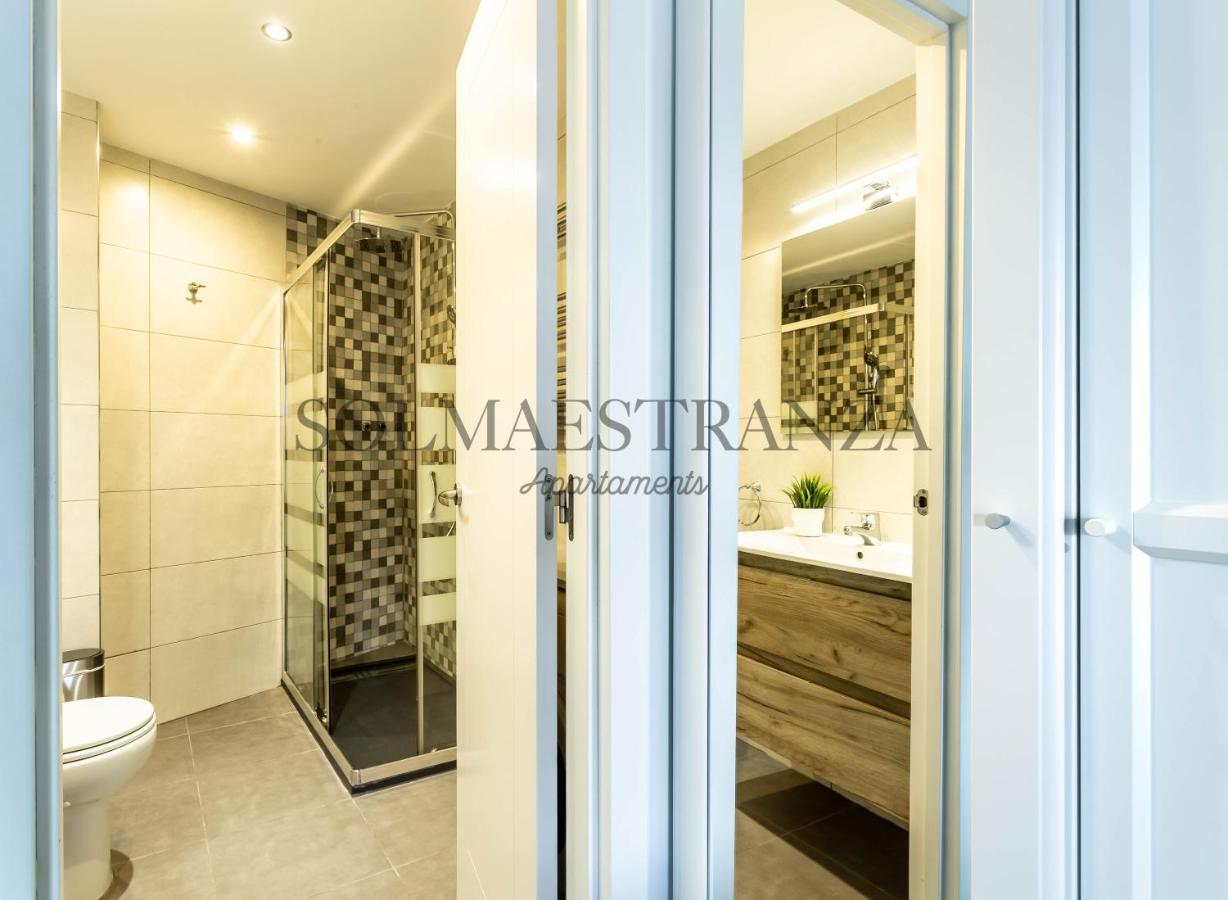 מאלגה Atarazanas Apartment By Sol Maestranza מראה חיצוני תמונה